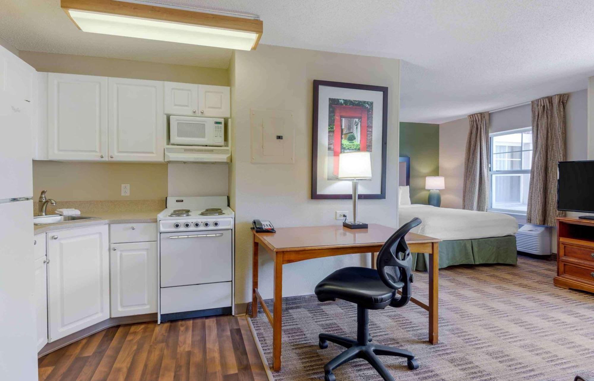 Extended Stay America Suites - Greensboro - Airport Exterior foto